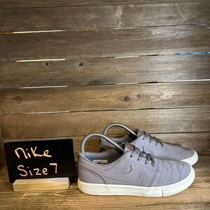 Womens Nike SB Portmore Gray Canvas‎ Skateboarding Shoes Sneakers Size 7 M GUC